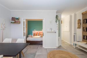 Canteras Seaviews - Balcony & Beach