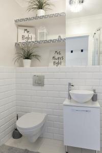 Sunny city-center apartment - Zielna street