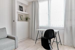 Sunny city-center apartment - Zielna street