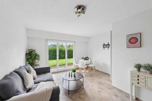 EXQUIS Design 2-Room Apartment Zurich ROSET I Garden I Lake View