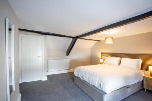 Vacant Nests The Beulah Town Centre Starlink