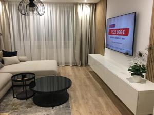 Modern Apartment in Centre of Belusa