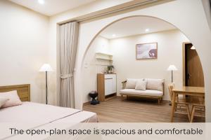 Fully Equipped 2BR, 2BA Apartment in Central Hanoi