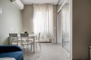 City Stay for 6 – Walk to Milan’s Best Spots