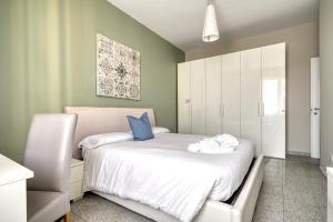 City Stay for 6 – Walk to Milan’s Best Spots