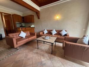 Palmeraie village , lieu exceptionnel avec jardin et piscine