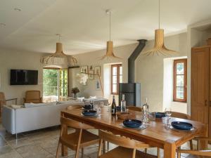 Maison de campagne proche mer avec piscine