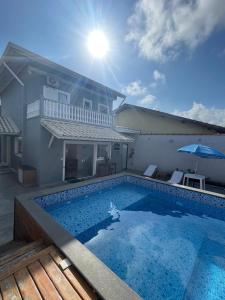 Beach House, apenas 600mt praia - Ar condicionado - 4 quartos