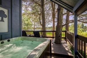 330 Beaver Circle ("Clover Cottage")