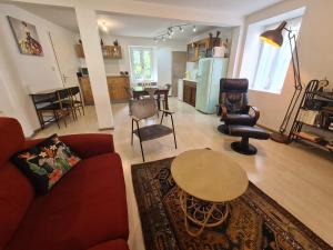 chic t3 60 m2 cosy 1 a 6 personnes rando, nature, bike park, station de ski