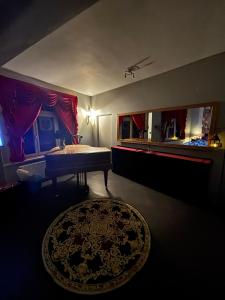 Masquerade Suite 15 Min Walk from Bruges Centre