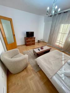 Apartament Central cu Balcon