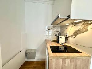 New 141 Suite Marie - Cosy Apartment Paris Center