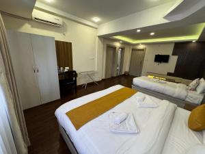 Evara Hotel & Apartment