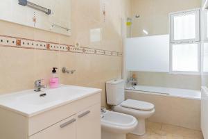 Beautiful Villa La Caracola heated pool Puerto Banus Marbella