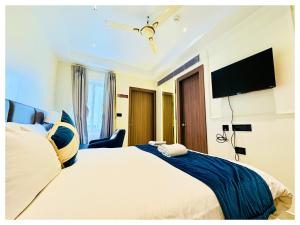 Front Sea View Hotel ! Eastern-Dham Near Jagannath Temple - Fully Air Conditioning Luxuray Rooms-Free Wifi & Parking Facilities- Best Hotel In Puri