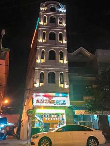 Quốc Khánh Hotel
