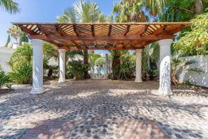 Exclusive villa Las Palmeras Puerto Banus with heated private swimming pool, Marbella, Spain