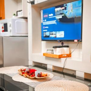 Air Condo Pool View Escape Cozy 1BR w Sofa Bed