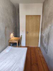 3,5 Zimmer-Wohnung mit Altbau-Charme