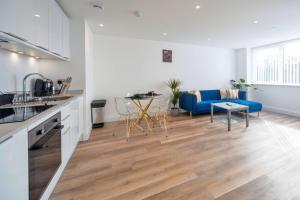 Contemporary & Bright 1 Bed Apartment in Gravesend