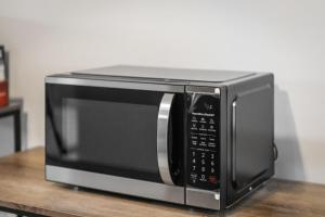 King Bed 2 TVs Fast Wifi Pet Friendly!