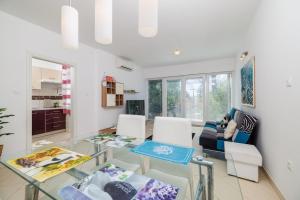 Apartment Villa Sara