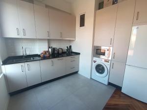 Apartment 1 next to the bay and the cathedral