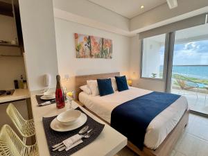 Loft Vistas Mar. Crespo Piscina y Jacuzzi