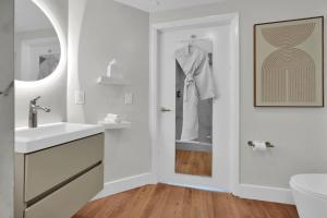 Unique Delight in Heart of Grove