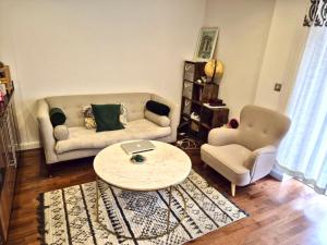 Promo Rate - 1 Bed Flat in Fulham Broadway with Private Balcony near Parsons Green, West Brompton, West Kensington by NourNest Apartments