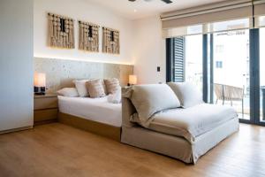 Trendy Studio w Pool Parking Walk to Beach