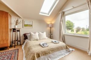 3 Bed in Milford On Sea oc-f33344