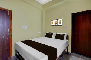 Hotel O by OYO Star Light Guest House