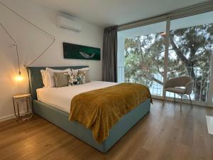 WHome Cozy Riverside Apartment in Trafaria