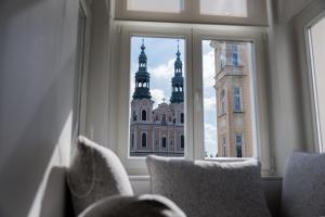 Zielona Harmony Apartment by BookingHost