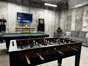 AMZ MTN VIEW!HotTub!Pets!Sauna!Fitness!NearTrails