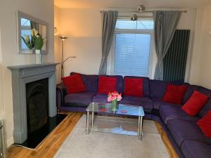 Large Central Delightful Townhouse with Garden