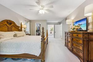 Hoosier Estate - Steps to IU