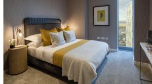 Large Studio Balcony Spa Gym Pool Sauna Roof Bar