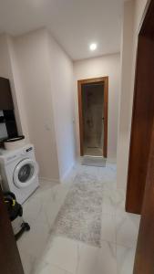 White grapes apartment