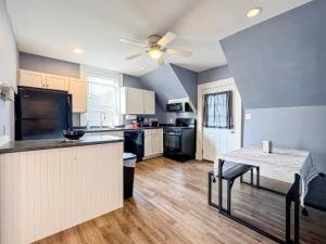 NEW-Queen Beds-Mins to Elliot-Catholic Medical-MHT