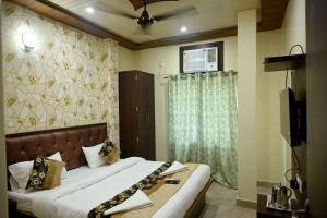 Kumarpaying guest house assi Ghat road