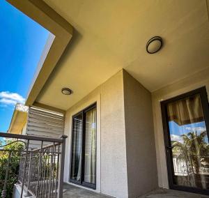 Coastal Charm Apartment l 2 Bedrooms situated on second floor l Mont Choisy l Shared Pool l Fully Equipped Kitchen l Parking Space l Close toamenities