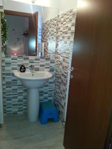 Three-room apartment in the central area