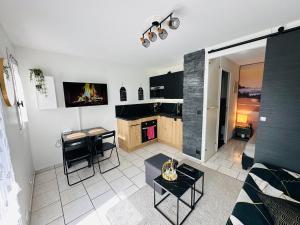 Aux accents maritime et jardin 200m de la mer