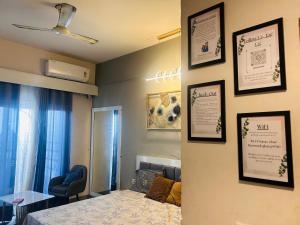 Stay near Expo mart -Modern loft overlooking the city