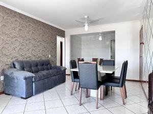 B483 - Apto 3 quartos perto do mar em Bombinhas