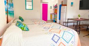 Cancun Studio - Steps to Beach and Water Fun