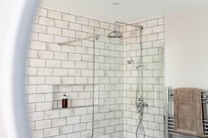 Castle View Cottage - HTub & EV Charging